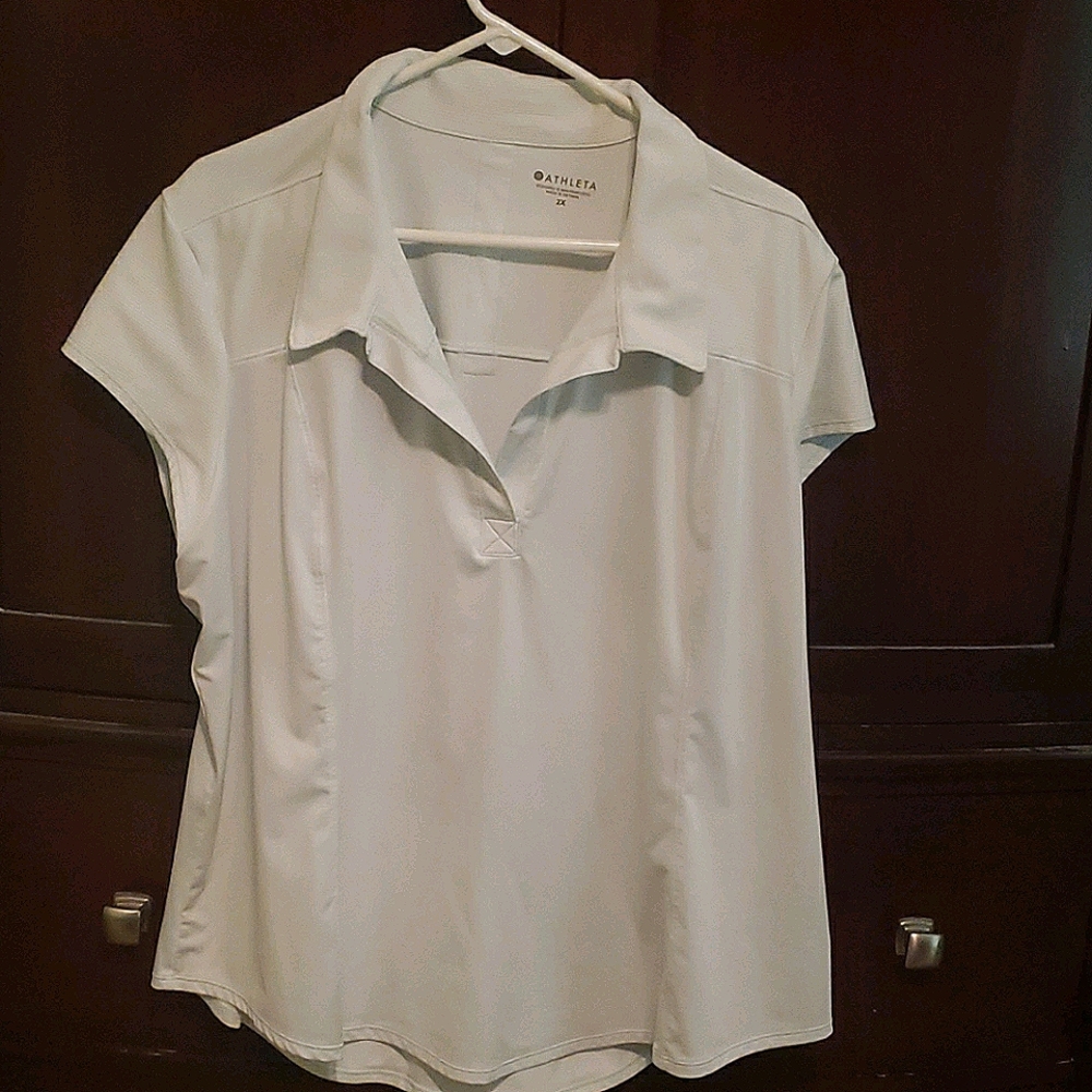Athleta dri Tennis shirt